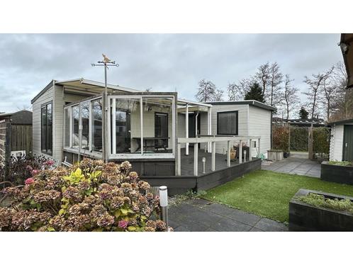 Chalet met eigen grond te koop bij Schoorl aan Zee,N-H R#52R, Caravans en Kamperen, Stacaravans, tot en met 4