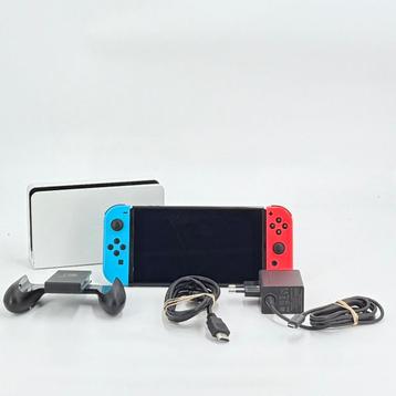 Nintendo Switch V2 Rood/Blauw beschikbaar voor biedingen