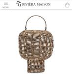 RIVIERA MAISON MOOIE NIEUWE RATTAN WINDLICHT, Huis en Inrichting, Woonaccessoires | Kandelaars en Kaarsen, Overige materialen