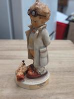 VINTAGE Hummel Goebel Figuur 127 - poppendokter, Ophalen of Verzenden, Gebruikt, Hummel
