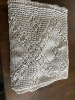 Handgemaakt gehaakt kleed jaren 80, Ophalen