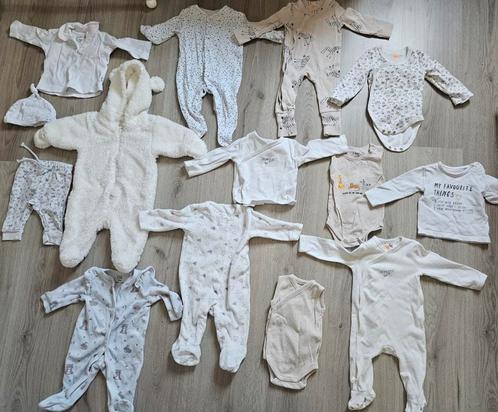 Baby meisjes kleren mt 50 en 56, Kinderen en Baby's, Babykleding | Maat 56, Zo goed als nieuw, Meisje, Pakje, Ophalen of Verzenden