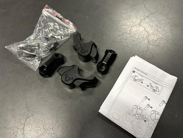 BMW R1200GS Adventure SW-motech stuurverhogers, Motoren, Onderdelen | BMW, Gebruikt, Ophalen of Verzenden