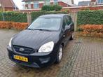 Kia Carens 2.0 Cvvt 5-ZIT 2010 Zwart, Auto's, Kia, Voorwielaandrijving, 1998 cc, Stof, 74 €/maand