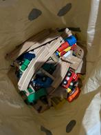 Treinbaan met toebehoren, Kinderen en Baby's, Speelgoed | Houten speelgoed, Ophalen, Zo goed als nieuw