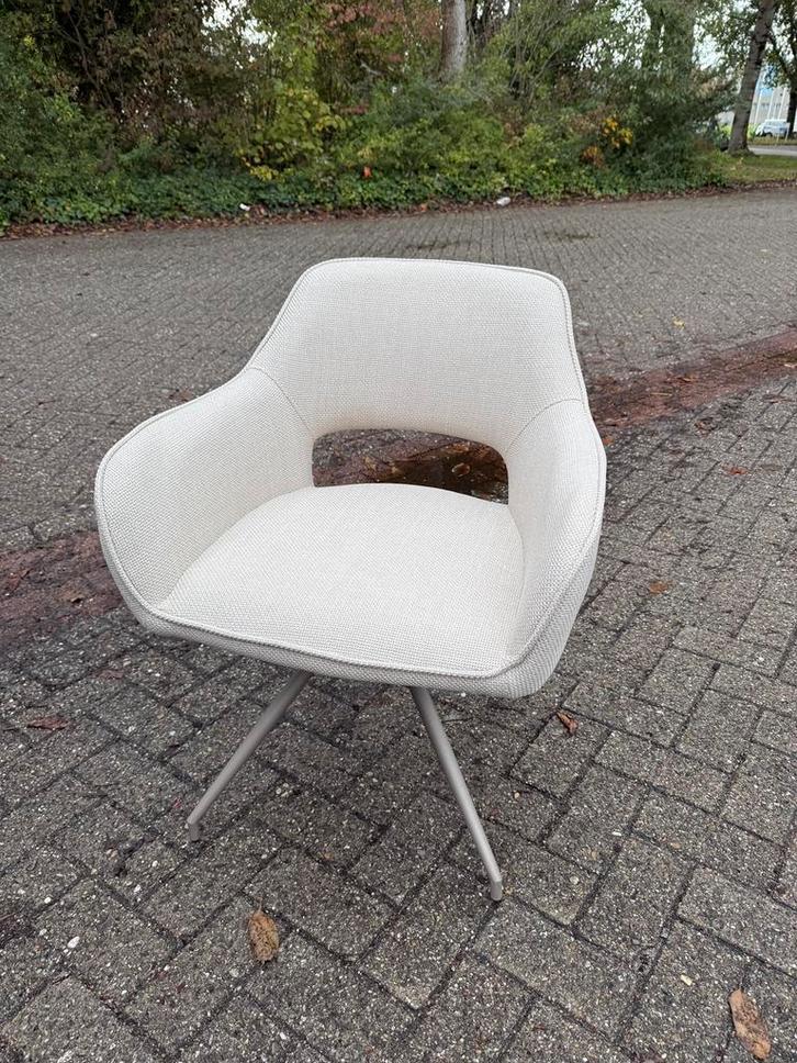 14 x Nieuwe Beige eetkamerstoelen draaibaar, Huis en Inrichting, Stoelen, Zo goed als nieuw, Vijf, Zes of meer stoelen, Overige kleuren