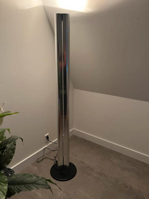 Vintage Artemide Megaron design lamp, Huis en Inrichting, Lampen | Vloerlampen, Gebruikt, 150 tot 200 cm, Ophalen