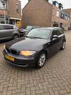 BMW 1-Serie 2.0 118I automaat, Achterwielaandrijving, 143 pk, Dealer onderhouden, Zilver of Grijs