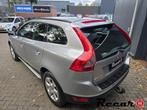 Volvo XC60 - 2.0T Momentum/Automaat/Navi/Pdc/Trekh., Auto's, Volvo, Euro 5, 4 cilinders, Origineel Nederlands, Bedrijf