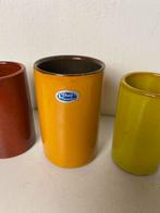 Keramiek vaasjes (6) in regenboog kleuren , jaren 70, Gebruikt, Overige kleuren, Ophalen of Verzenden, Onbekend