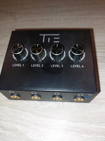 TIE 4 CHANNEL HEADPHONE AMPLIFER  beschikbaar voor biedingen