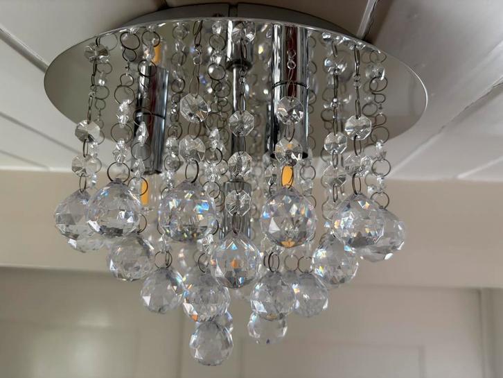 Prachtige plafondlamp met nep kristallen, Huis en Inrichting, Lampen | Kroonluchters, Zo goed als nieuw, Kunststof, Ophalen