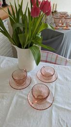 Rosaline Pink Swirl Retro Vintage Franse roze kop en schotel, Overige stijlen, Kop(pen) en/of Schotel(s), Ophalen of Verzenden