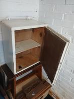 Oud houten kastje, Antiek en Kunst, Curiosa en Brocante, Ophalen of Verzenden