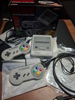 Nintendo Snes Mini, Spelcomputers en Games, Spelcomputers | Nintendo Super NES, Ophalen, Zo goed als nieuw, Met 2 controllers