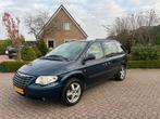 Chrysler Voyager 3.3 I AUT 2006 Blauw, Auto's, Chrysler, 3301 cc, 450 kg, Beige, 1865 kg