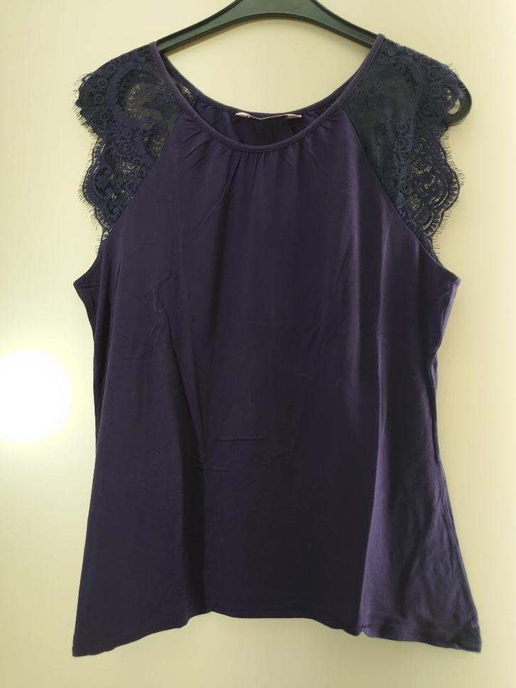top shirt Hunkemöller maat M, Kleding | Dames, Tops, Zo goed als nieuw, Maat 38/40 (M), Blauw, Zonder mouw, Ophalen of Verzenden