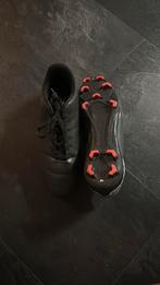 Dutchy voetbal cleats, Maat XS of kleiner, Ophalen of Verzenden, Zo goed als nieuw, Schoenen