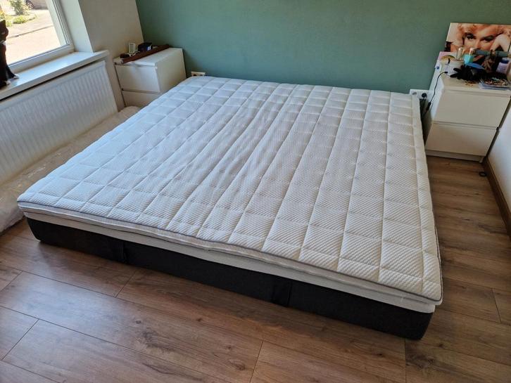 Nieuw 200x200 Emma O2 Matras en Totaalbed Deluxe Topper, Huis en Inrichting, Slaapkamer | Matrassen en Bedbodems, Nieuw, Tweepersoons