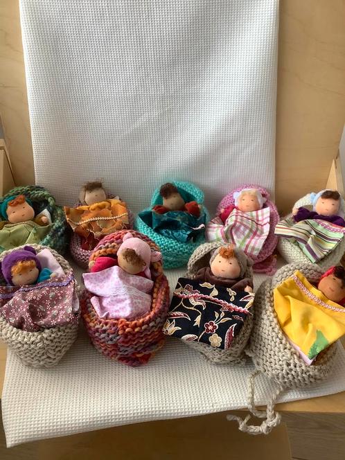 Wiegtasje met beby popje, Kinderen en Baby's, Speelgoed | Poppen, Nieuw, Babypop, Ophalen of Verzenden