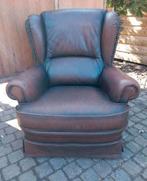 Engelse lederen classic fauteuil met geleefde uitstraling., Huis en Inrichting, Fauteuils, Ophalen, Zo goed als nieuw, 75 tot 100 cm