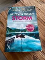 De zeven zussen ~ Storm, Boeken, Gelezen, Lucinda Riley, Ophalen of Verzenden, Nederland