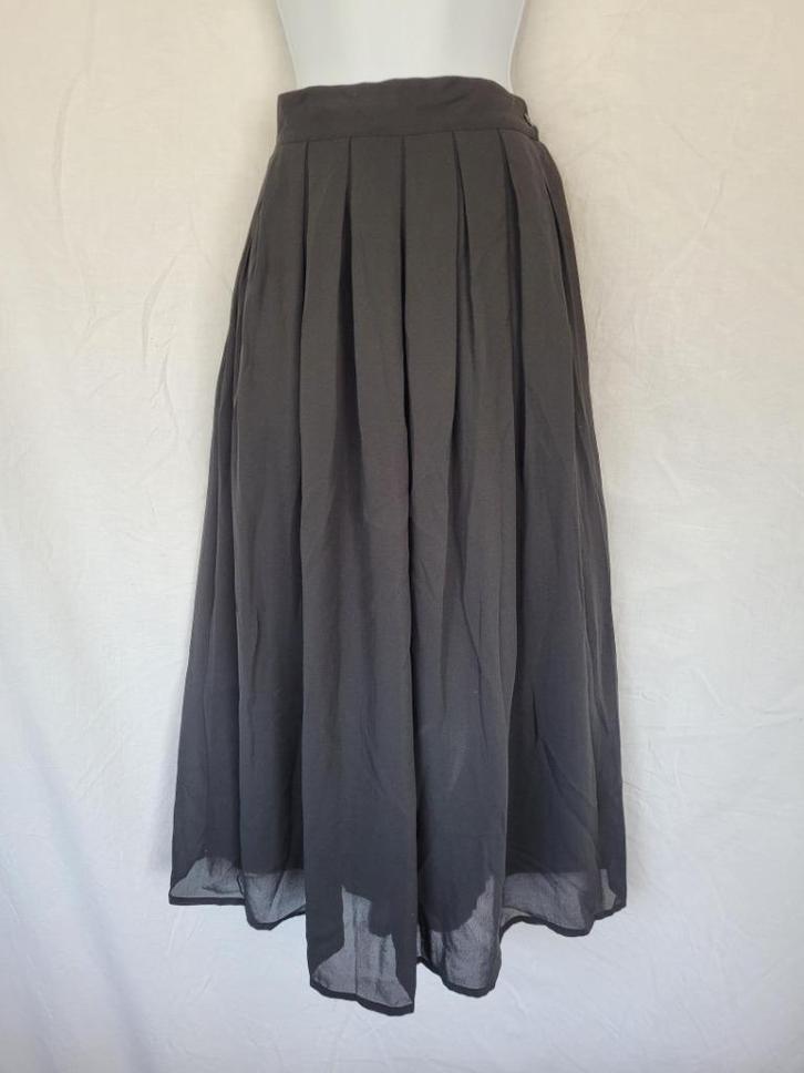 Mooie zwarte ouderwetse bandplooirok mt 42 merk Grace, Kleding | Dames, Carnavalskleding en Feestkleding, Zo goed als nieuw, Kleding