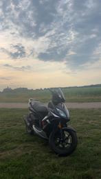 Kymco super 8 50cc brom, Fietsen en Brommers, Ophalen, Zo goed als nieuw, Benzine, 50 cc