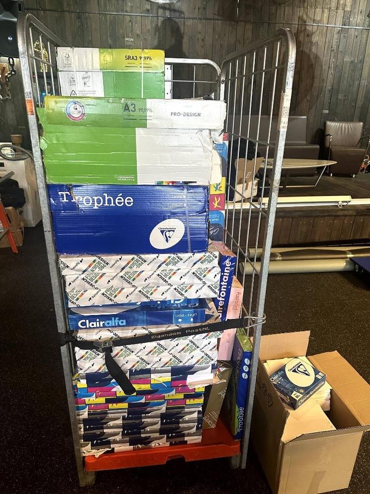 Partij papier te koop – diverse formaten & diktes!, Diversen, Papierwaren, Nieuw, Ophalen