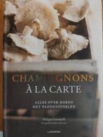 Champignons à la Carte - Kookboek, Tapas, Hapjes en Dim Sum, Gezond koken, Ophalen of Verzenden, Zo goed als nieuw