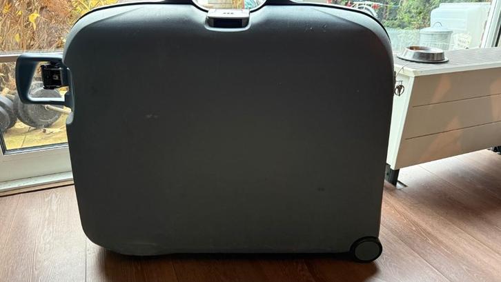 Samsonite grote koffer – beschadigd maar bruikbaar – Almere, Sieraden, Tassen en Uiterlijk, Koffers, Gebruikt, Hard kunststof