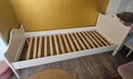 Wit meisjesbed eenpersoons, Kinderen en Baby's, Kinderkamer | Bedden, Ophalen, 85 tot 100 cm, Zo goed als nieuw, Matras