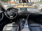 BMW 3-serie 320i Upgrade Edition Sport|Nieuwe Ketting|Leder|, Euro 5, Achterwielaandrijving, Zwart, 4 cilinders