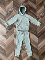 Nieuwe Puma Trainingspak - Maat 98/104, Kinderen en Baby's, Kinderkleding | Maat 104, Ophalen of Verzenden, Nieuw, Jongen of Meisje