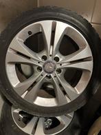 Mercedes velgen en banden, Auto-onderdelen, Banden en Velgen, 17 inch, Ophalen of Verzenden, Zomerbanden, 225 mm