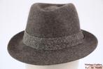 Vintage Gleufhoed Mayser licht grijs haarvilt 56,5, Ophalen of Verzenden, 57 cm (M, 7⅛ inch) of minder, Gedragen, Hoed