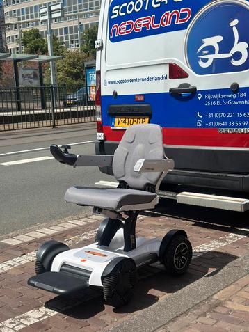 IVA Robooter X40 Wit Elektr. ( Rolstoel ) Uitneembaar Accu beschikbaar voor biedingen