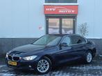 BMW 3-serie 316i High Executive navi LEER airco org NL, Auto's, BMW, 1360 kg, Gebruikt, Euro 6, 4 cilinders