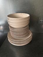 Leuke beige borden met bruine stippen der op, Antiek en Kunst, Ophalen of Verzenden