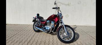 Suzuki intruder vs 700 beschikbaar voor biedingen