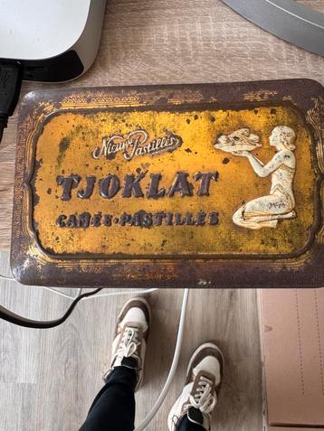 Tjoklat Blik - Verzamelaarsobject beschikbaar voor biedingen