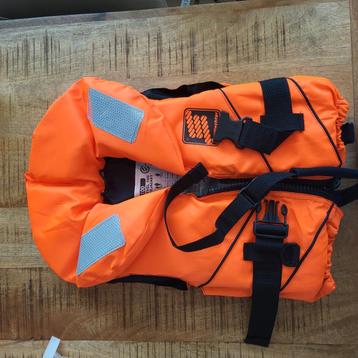 Nieuw reddingsvest kind 15-30 kg beschikbaar voor biedingen