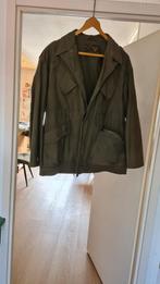 Vintage leger-uniformjas, Ophalen