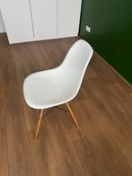 Vitra DSW Eetkamerstoel - Wit, Huis en Inrichting, Stoelen, Ophalen, Wit, Zo goed als nieuw, Eén