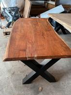 mooie hardhouten tafel 1m60 boomstam, Nieuw, Vijf personen of meer, Metaal, 150 tot 200 cm