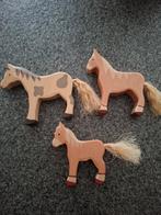 3 houten paardjes, Ophalen of Verzenden, Zo goed als nieuw, Overige typen