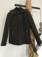 bruine suède damesjas mt. 38, Kleding | Dames, Jassen | Winter, Ophalen of Verzenden, Zo goed als nieuw, Maat 38/40 (M), Bruin