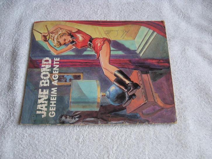 groot stripboek - Jane Bond Geheim Agente, Boeken, Stripboeken, Gelezen, Eén stripboek, Ophalen of Verzenden
