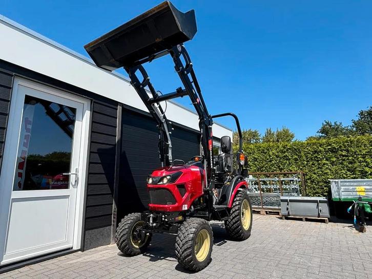 Yanmar Demo machine Yanmar SA426 hydrostaat met voorlader co, Zakelijke goederen, Agrarisch | Tractoren, tot 2500, Overige merken