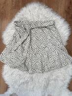 Broekrok wit met zwarte stippen maat s stradivarius, Kleding | Dames, Rokken, Ophalen of Verzenden, Zo goed als nieuw, Wit, Boven de knie